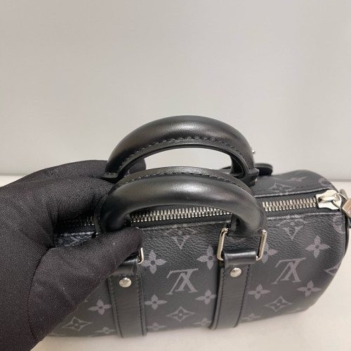 Louis Vuitton Keepall Bandouliere 25 Monogram Eclipse Black