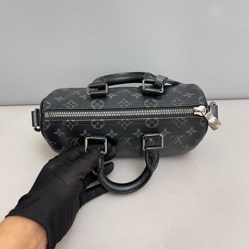 Louis Vuitton Keepall Bandouliere 25 Monogram Eclipse Black