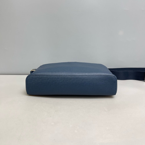 Louis Vuitton Messenger Calfskin Blue
