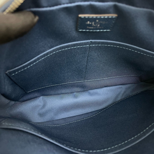 Louis Vuitton Messenger Calfskin Blue