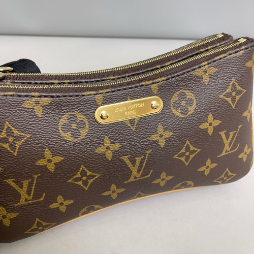 Louis Vuitton Liv Pochette Monogram Brown