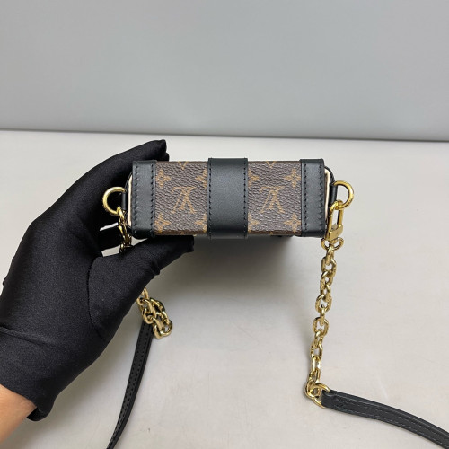 Louis Vuitton Pochette Trunk Verticale Monogram Brown Louis Vuitton Pochette Trunk Verticale Monogram Brown