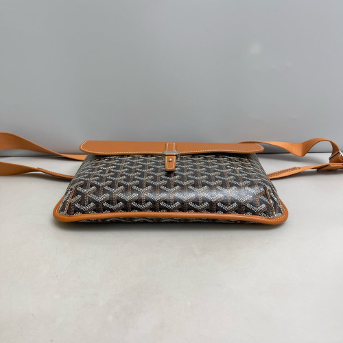 Goyard Messenger Goyardine Brown