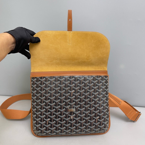 Goyard Messenger Goyardine Brown