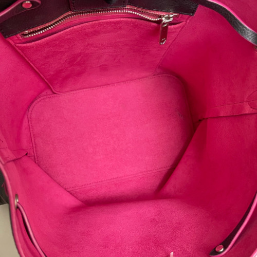 Louis Vuitton Lockme Bucket Calfskin Black Red