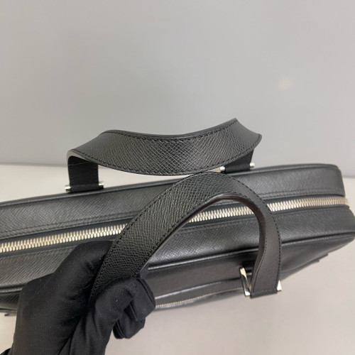 Louis Vuitton Briefcase Calfskin Black