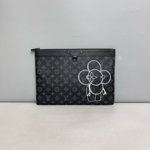 Louis Vuitton Discovery Pochette GM Monogram Eclipse Graphite Light Grey