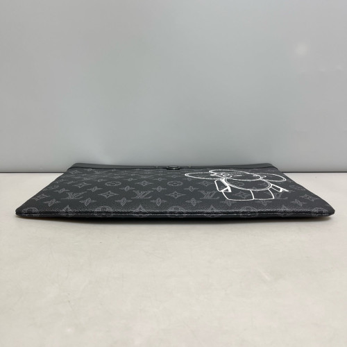 Louis Vuitton Discovery Pochette GM Monogram Eclipse Graphite Light Grey