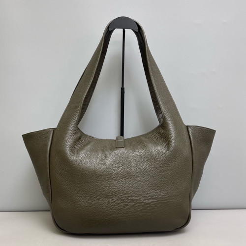 Yves Saint Laurent LE 5 A 7 Bea Tote Grained Calfskin Dark Green Yves Saint Laurent LE 5 A 7 Bea Tote Grained Calfskin Dark Green