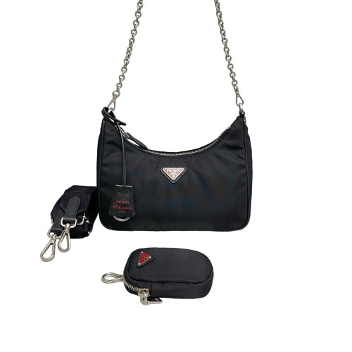 Prada Re-Edition 2005 Shoulder Bag Nylon Black
