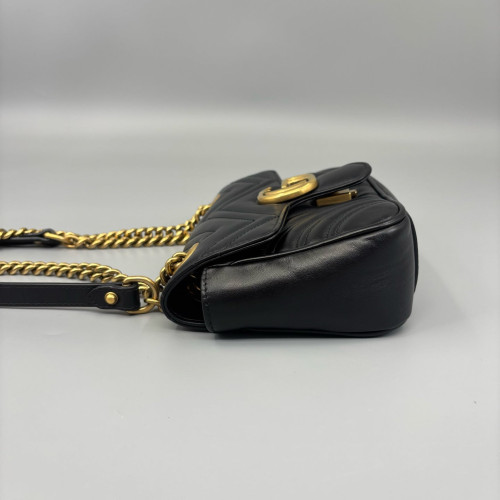 Gucci Chevron Small GG Marmont Calfskin Black