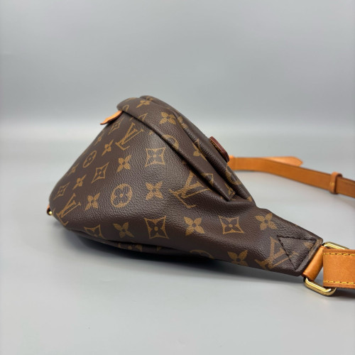 Louis Vuitton Bumbag Monogram Brown