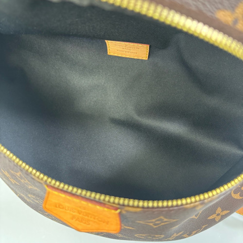 Louis Vuitton Bumbag Monogram Brown