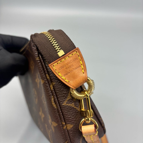 Louis Vuitton Pochette Accessories 22 Monogram Brown