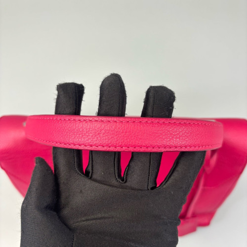 Louis Vuitton Lockme II Top Handle Taiga Fuchsia