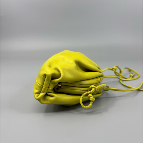 Bottega Veneta The Mini Pouch Lambskin Nappa Green