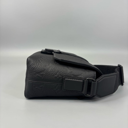 Louis Vuitton Messenger Monogram Empreinte Black
