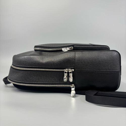 Louis Vuitton Backpack Calfskin Black