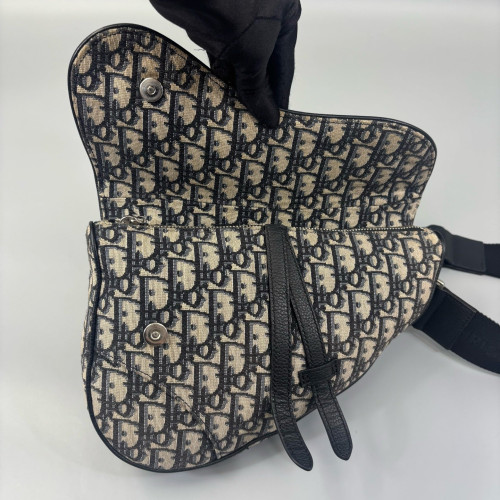 Dior Mans Saddle Bag Oblique Black Beige Navy