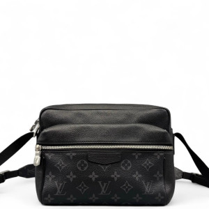 Louis Vuitton Outdoor Messenger PM Monogram Eclipse Black