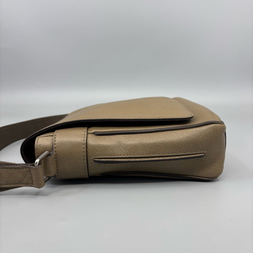 Louis Vuitton Messenger Calfskin Brown