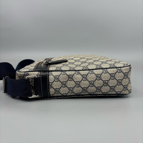 Gucci Messenger GG Supreme Monogram Beige Brown