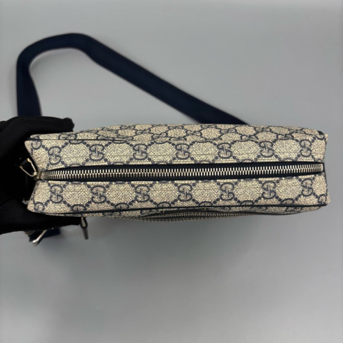 Gucci Messenger GG Supreme Monogram Beige Brown