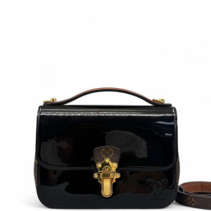 Louis Vuitton Cherrywood BB Vernis Monogram Black