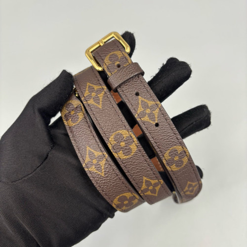 Louis Vuitton Cherrywood BB Vernis Monogram Black