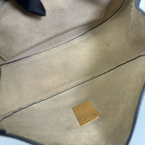 Chloe Medium Drew Shoulder Bag Grained Calfskin Black