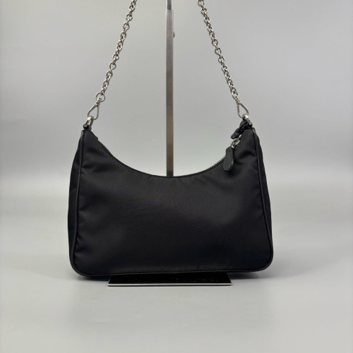 Prada Re-Edition 2005 Shoulder Bag Tessuto Nylon Black