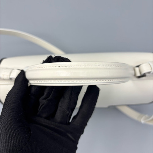 Delvaux Tempete MM Smooth Calfskin White