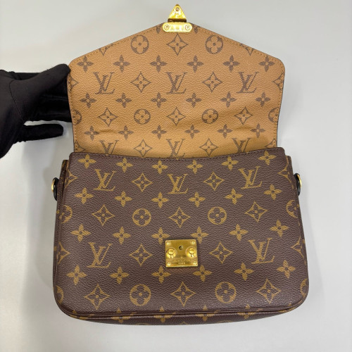 Louis Vuitton Pochette Metis Reverse Monogram Brown