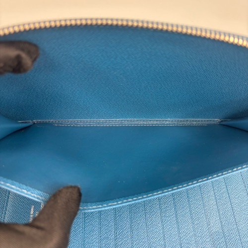 Louis Vuitton Clutch Epi Blue