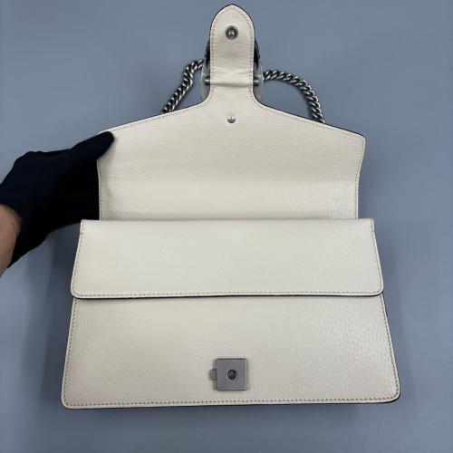 Gucci Crystal Embellished Meium Dionysus Calfskin Beige Gucci Crystal Embellished Meium Dionysus Calfskin Beige