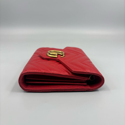 Gucci Chevron GG Marmont Chain Wallet Calfskin Red