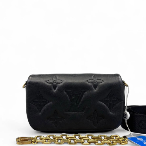 Louis Vuitton Bubblegram Wallet On Strap Calfskin Black