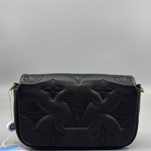 Louis Vuitton Bubblegram Wallet On Strap Calfskin Black