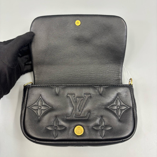 Louis Vuitton Bubblegram Wallet On Strap Calfskin Black