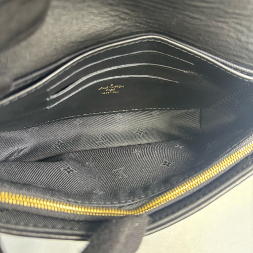 Louis Vuitton Bubblegram Wallet On Strap Calfskin Black