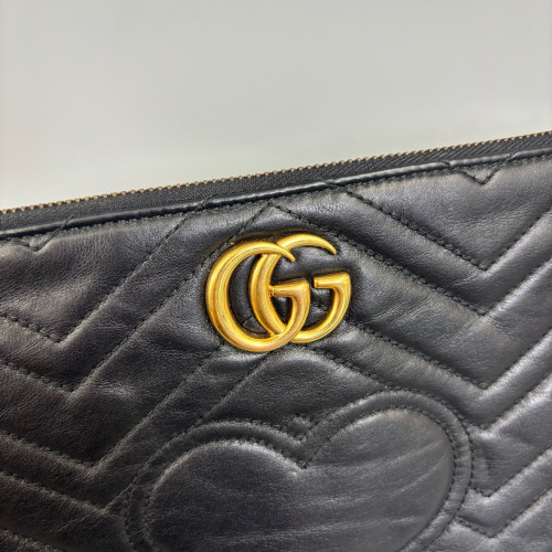 Gucci Chevron Clutch Calfskin Black Gucci Chevron Clutch Calfskin Black