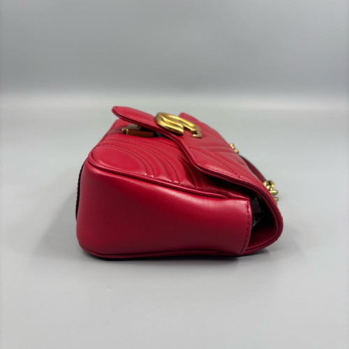 Gucci Chevron Mini GG Marmont Calfskin Red Gucci Chevron Mini GG Marmont Calfskin Red