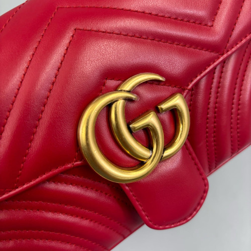 Gucci Chevron Mini GG Marmont Calfskin Red Gucci Chevron Mini GG Marmont Calfskin Red