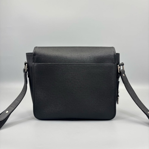 Louis Vuitton Messenger Calfskin Black