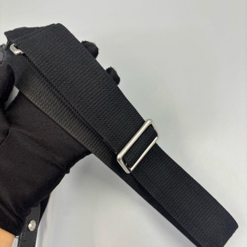 Louis Vuitton Messenger Calfskin Black
