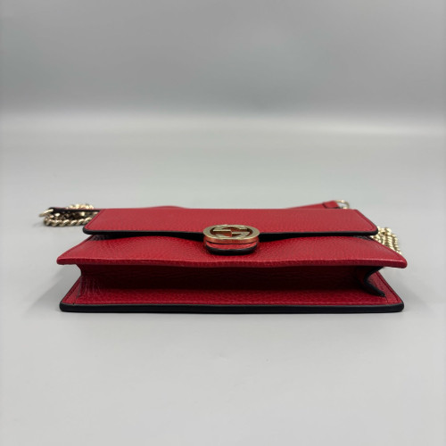Gucci Interlocking G Chain Wallet Grained Calfskin Red Gucci Interlocking G Chain Wallet Grained Calfskin Red