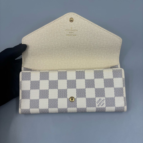 Louis Vuitton Josephine Wallet Damier Azur White