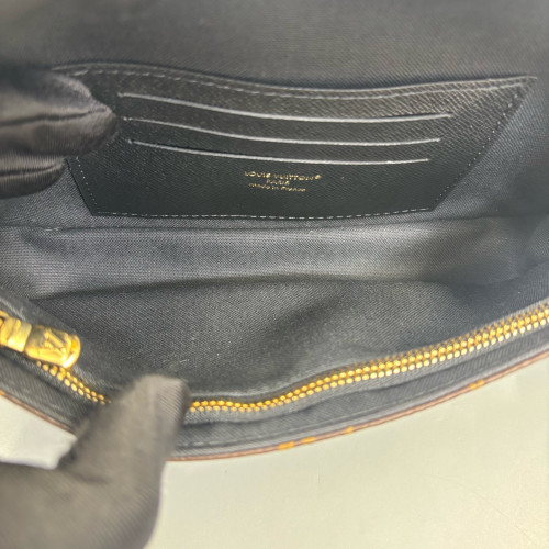 Louis Vuitton Ivy Wallet On Chain Reverse Monogram Brown Black