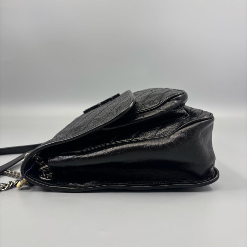 Yves Saint Laurent Large Niki Chain Pull Up Leather Black
