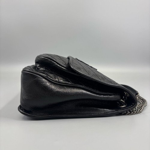 Yves Saint Laurent Large Niki Chain Pull Up Leather Black